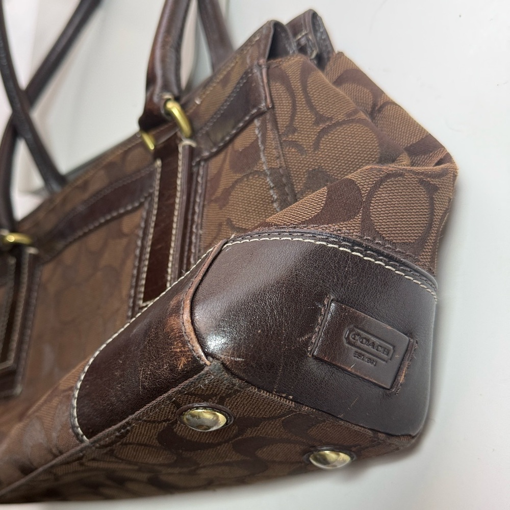 Coach Hampton YK2 bag purse shoulder handbag brown logo C - Picture 9 of 14